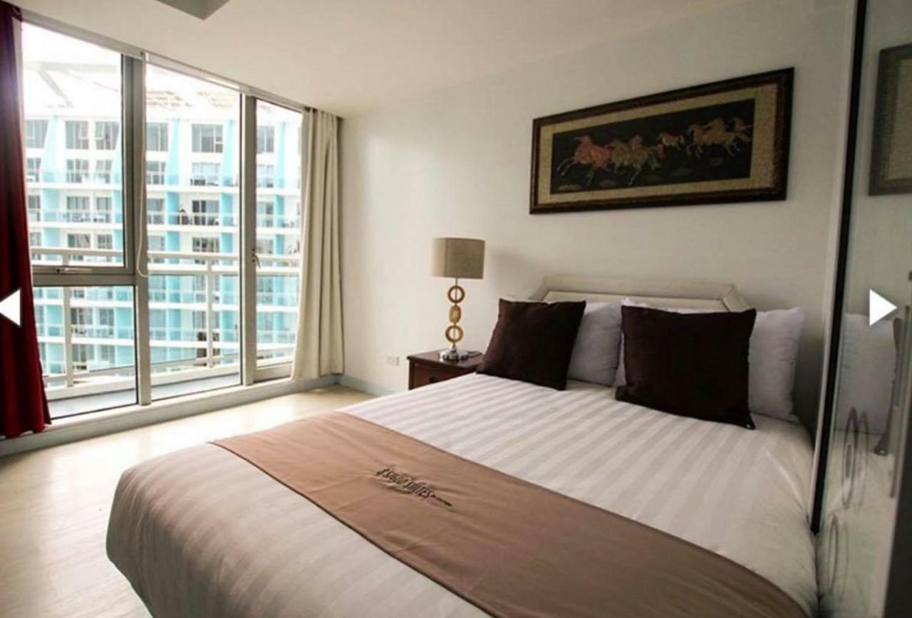 Azure C5 Man-Made Beach Balcony Multiple Units Manila Exterior foto